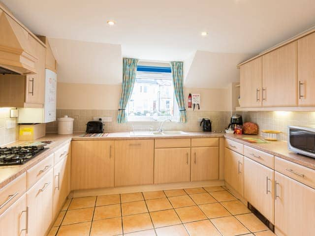 Kitchen | 62 Moorings Reach - Moorings Reach, Brixham