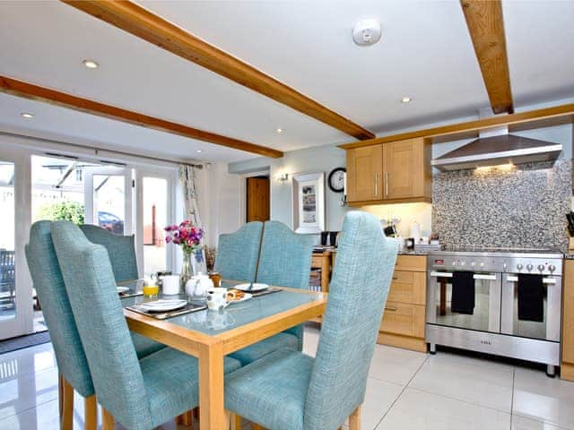 Kitchen/diner | Pebble Beach Cottage, West Lulworth