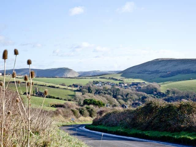 Surrounding area | Pebble Beach Cottage, West Lulworth