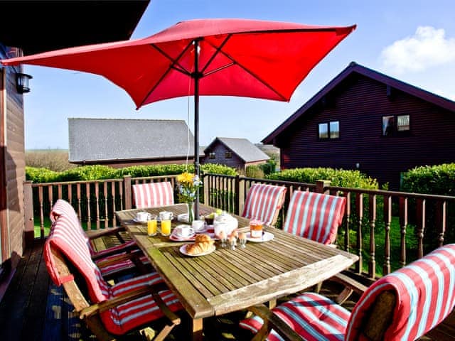 Sitting-out-area | Beech Lodge - Retallack, St Columb
