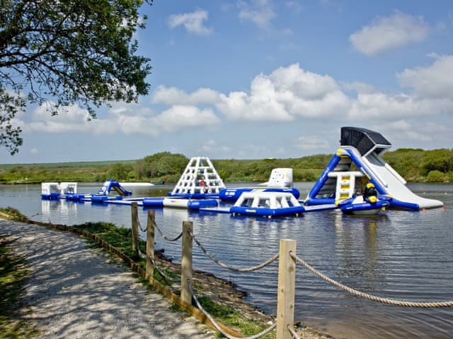 On-site amenities | Cedar Lodge - Retallack, St Columb