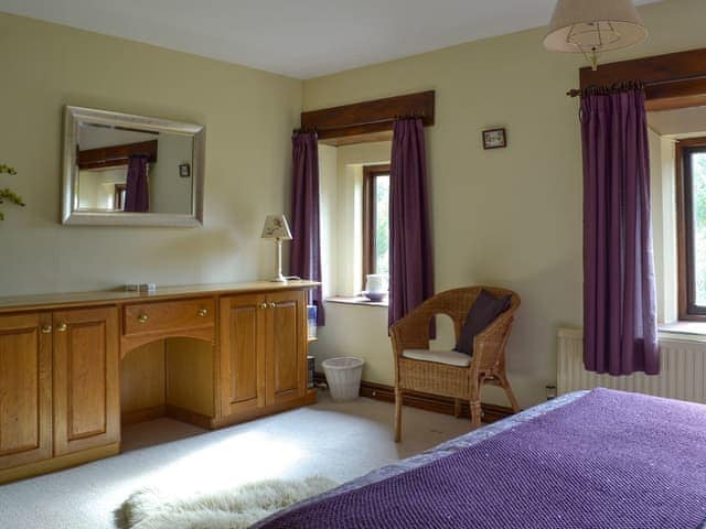 Double bedroom | Water Bailiffs Lodge - Lumsdale Cottages, Lumsdale, Tansley Wood, near Matlock