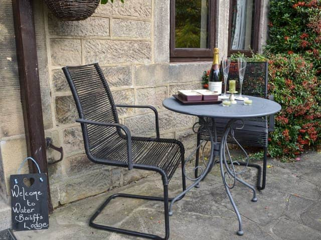 Sitting out area | Water Bailiffs Lodge - Lumsdale Cottages, Lumsdale, Tansley Wood, near Matlock