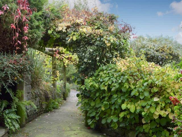 Garden | Water Bailiffs Lodge - Lumsdale Cottages, Lumsdale, Tansley Wood, near Matlock