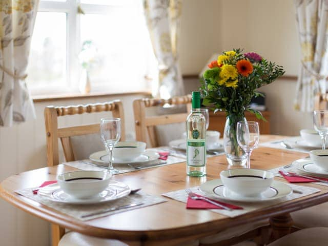 Dining Area | 2 Seabreeze Cottages, Brightstone