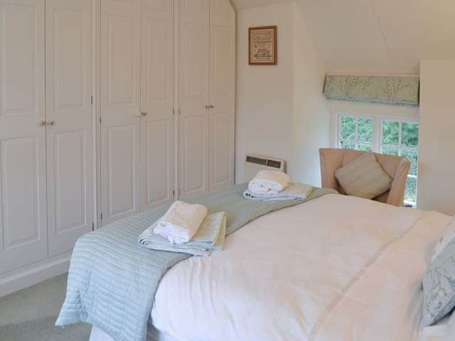 Double bedroom | Condurrow Cottage, Manaccan, near Helston