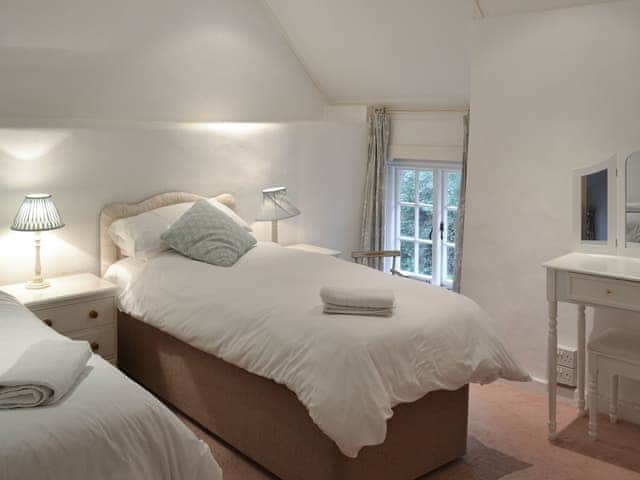 Twin bedroom | Condurrow Cottage, Manaccan, near Helston