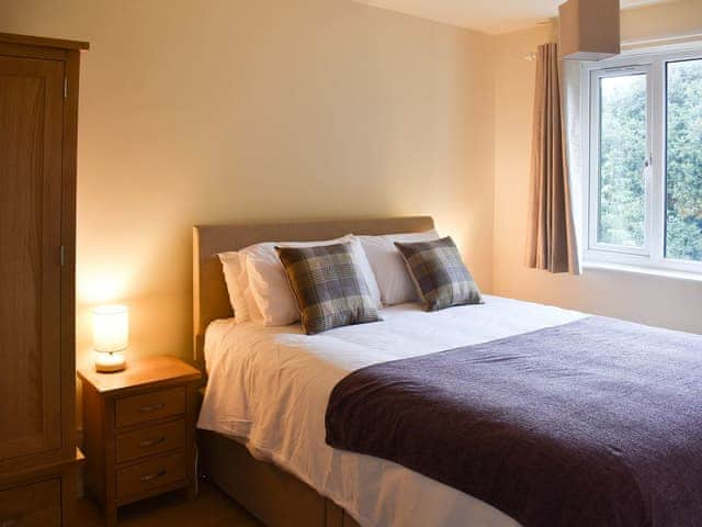 Warm and welcoming double bedroom | Claife View, Bowness-on-Windermere