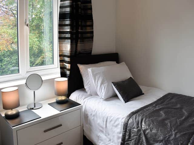 Cosy single bedroom | Claife View, Bowness-on-Windermere