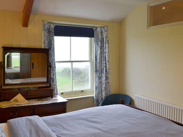 Wonderful double bedded room | Downhouse - Downhouse Cottages, Trebarwith, near Delabole