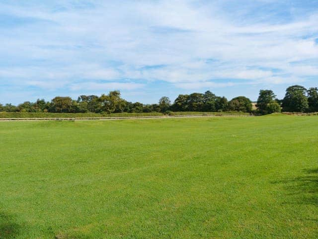 Shared Front Field for Recreational activities | The Granary - Brockholme Barns, Hornsea