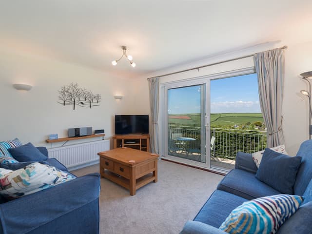 Living room | Sun Peaks, Salcombe