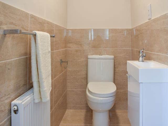 WC | Carpenters Cottage - Upwey Cottages, Weymouth