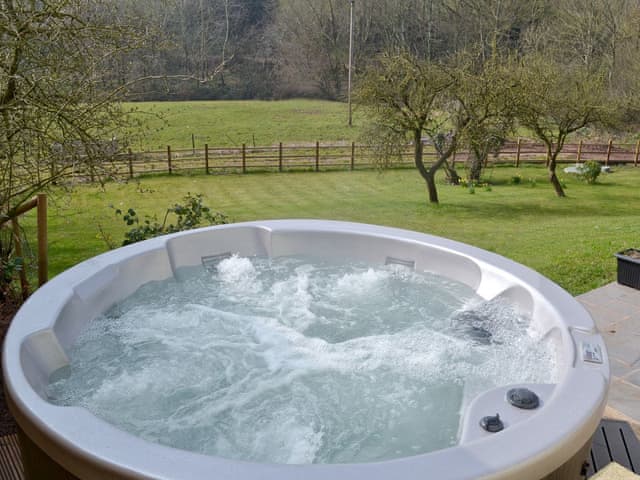 Hot tub with wonderful views | The Granary, Lurley, near Tiverton