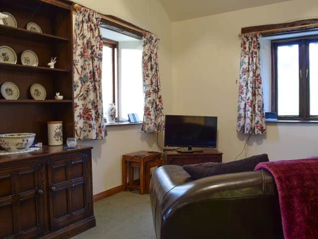 Comfortable living/ dining room | Hazel Cottage - Round Hill Farm, Kirkstone near Ambleside