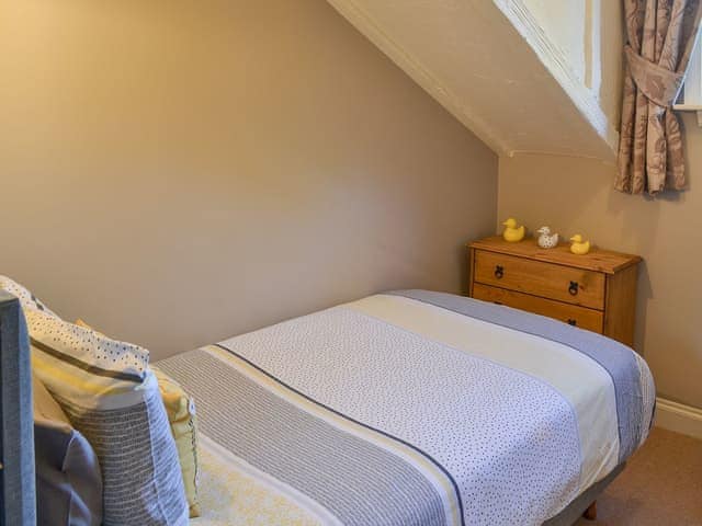 Pretty single bedroom | Larch Cottage, Dunstan, near Alnwick