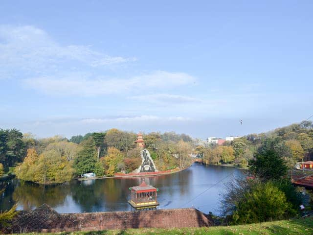 Enjoy Scarborough&rsquo;s extensive Peasholm Park