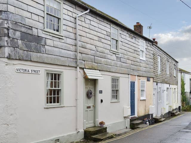 Situated in a charming village close to Newquay | Sage Cottage, St Columb Major