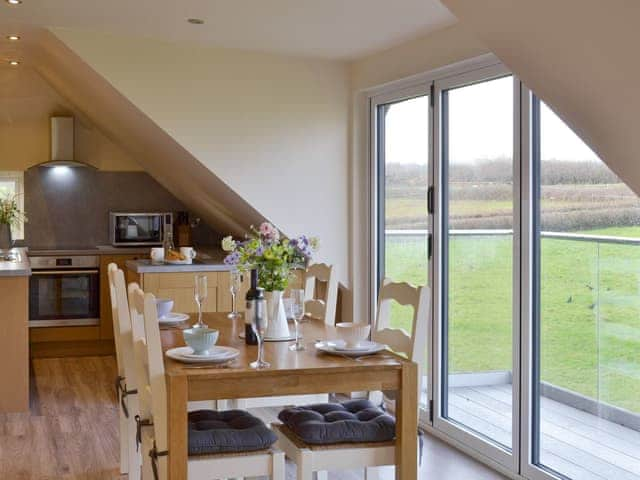 Light and airy dining space | Swift Cottage - Higher Tor Cottages, East Ogwell, near Newton Abbot