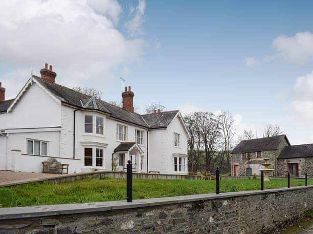 Spacious semi-detached house | Maesbangor Farmhouse - Maesbangor, Capel Bangor, near Aberystwyth