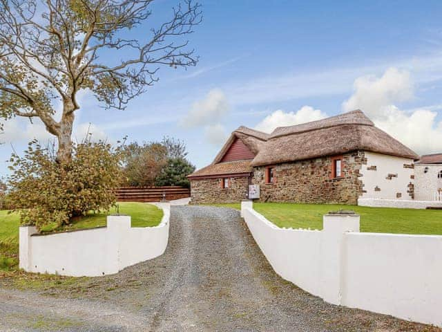 Exterior | Aurora Barn, Bude