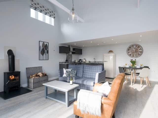 Open plan living space | The Cowshed - Green Valley, Ubbeston, near Halesworth