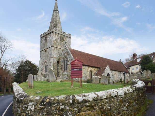 The medieval St Peter&rsquo;s church, Shorwell | Isle of Wight