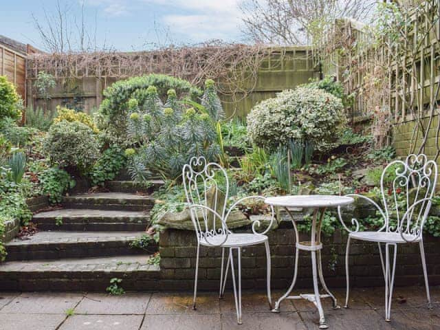 Lovely well planted garden | The Blacksmith Shop, Shorwell