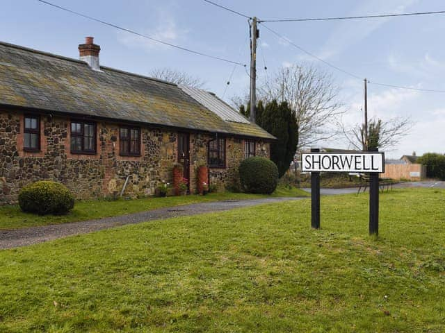 Charming former shop in a pretty Hampshire village | The Blacksmith Shop, Shorwell