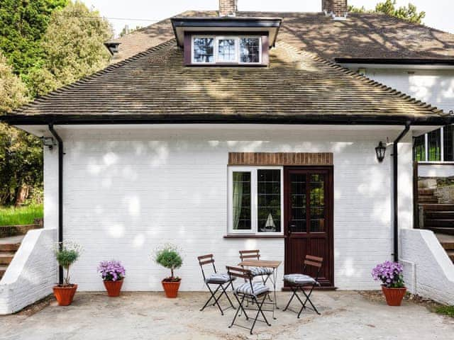 Patio | Headland, St Margaret&rsquo;s Bay