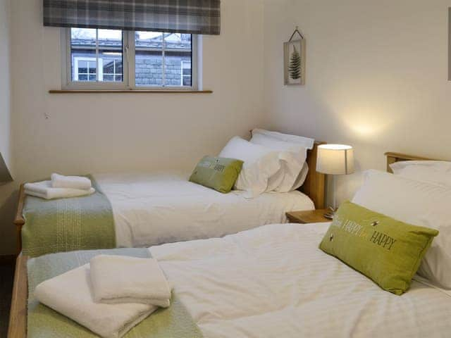 Comfortable twin bedroom | Clover Cottage, Keswick