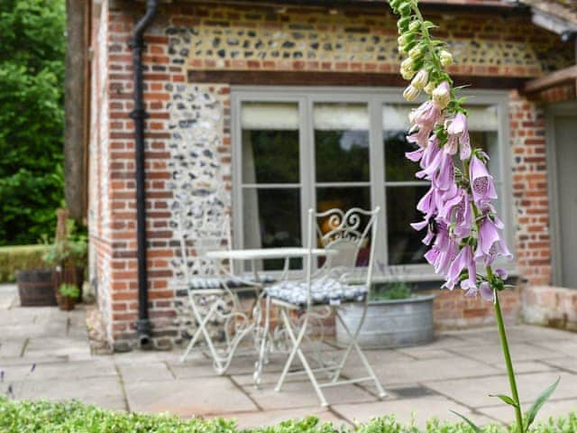 Patio | Peppercorn Cottage, Cheriton