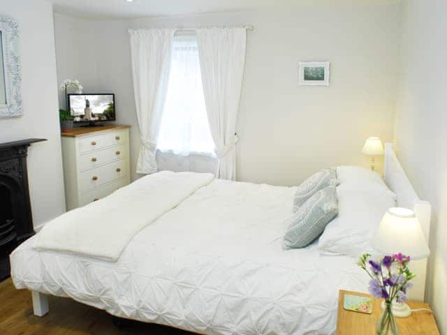 Double bedroom | Pemberly, Winchester