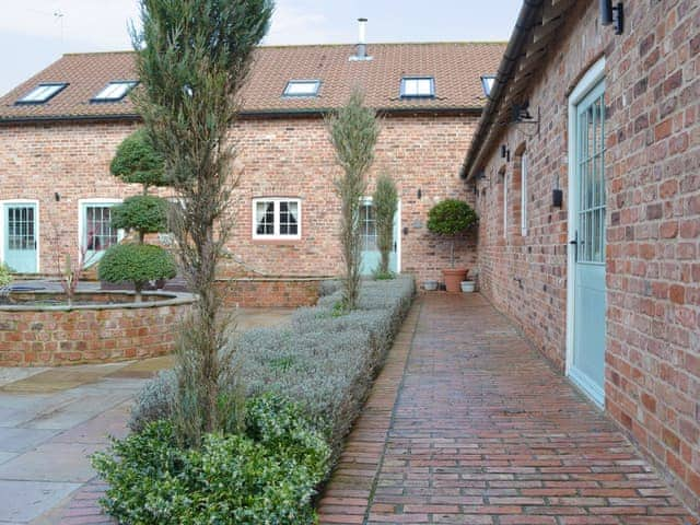 Lovely holiday homes surrounding a central courtyard | Holtby Grange Cottages, Holtby, near York