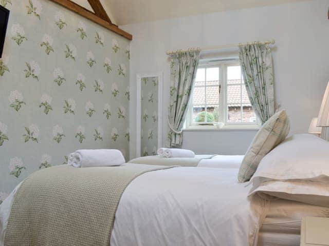 Good sized twin bedroom | Applegate Cottage - Holtby Grange Cottages, Holtby, near York