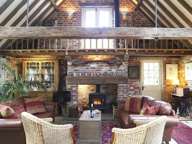 Open plan living space | Surrey Hills Barn, Dorking