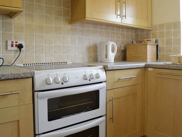 Well-equipped fitted kitchen | Stable Cottage 3 - Moor Farm Stable Cottages, Foxley, near Fakenham