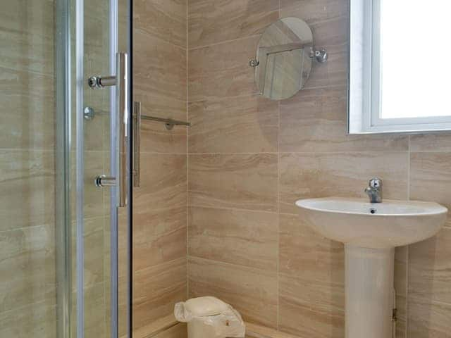 Shower room | Stable Cottage 3 - Moor Farm Stable Cottages, Foxley, near Fakenham