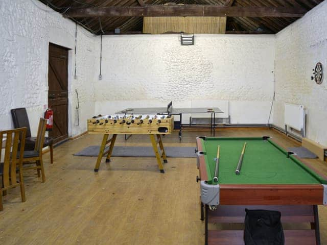 Shared indoor games room | The Old Stables, The Cart Shed - Swafield Barns, Swafield, near North Walsham