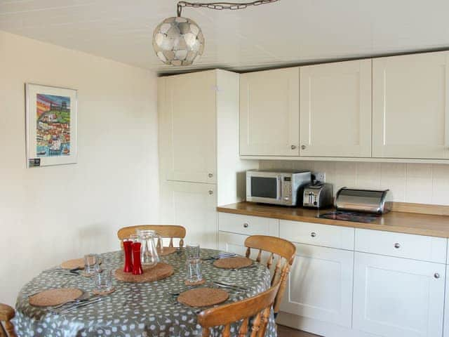 Eating area of kitchen | Sunnyside, Sandsend, Whitby