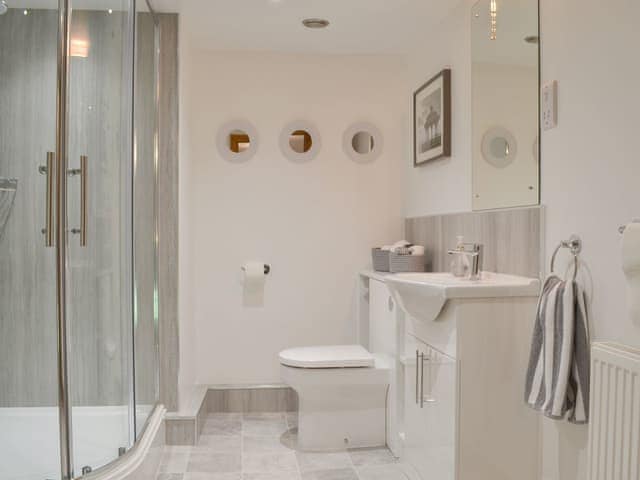 Shower room with cubicle | Barton Cottage, North Petherwin, near Launceston