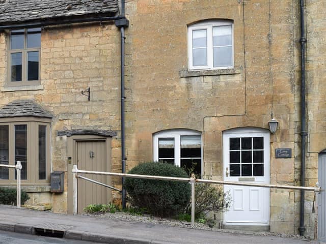 Exterior | Cosy Cottage, Bourton-on-the-Hill, near Moreton-in-Marsh