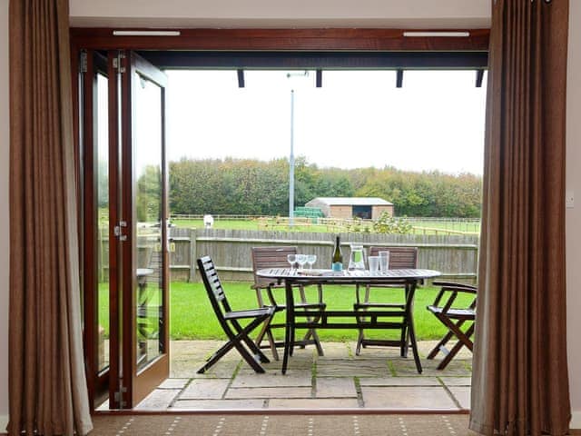 Patio | Hay Fields, Ulcombe