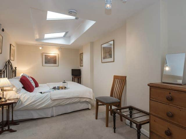 Double bedroom | Little Trout, Nether Wallop, near Stockbridge