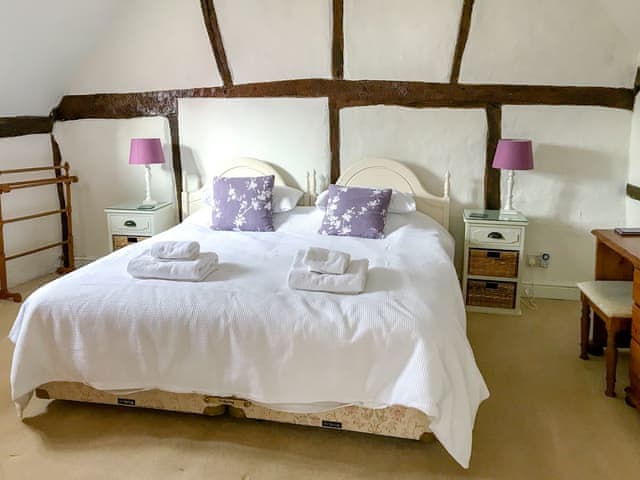 Superking/twin bedroom | White Horse Cottage, West Meon, near Petersfield