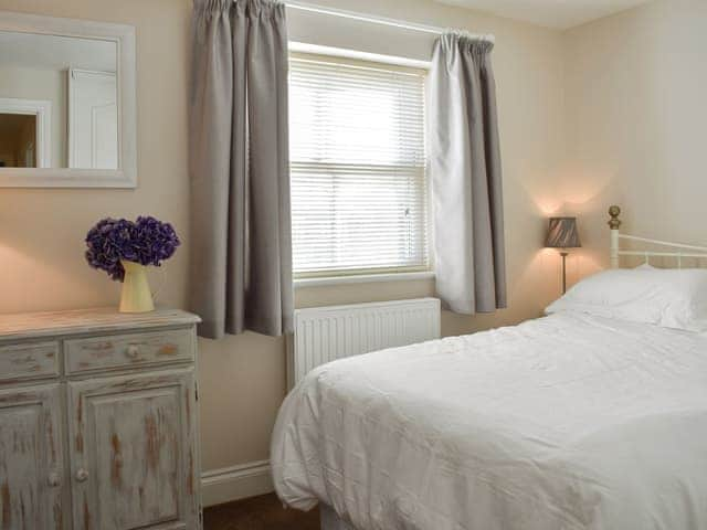 Comfy double bedroom with en-suite | Bankside, Leyburn