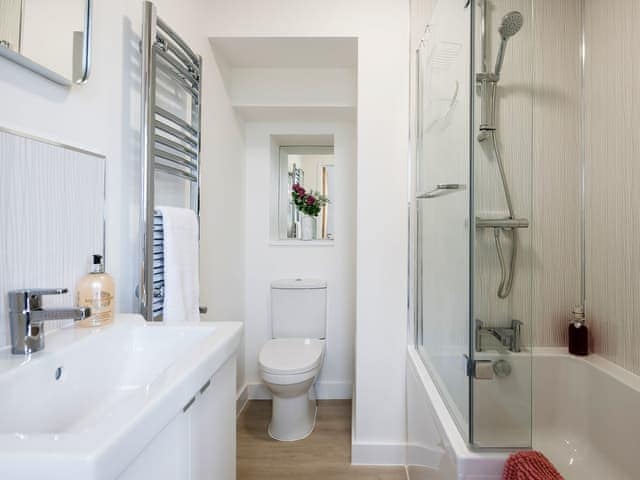 Bathroom with shower over the bath | The Fox - High Oak Holidays, Wicklewood, near Wymondham