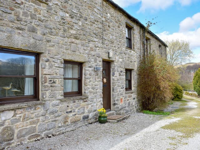 Charming Grade II listed cottage | 2 Swallowholm Cottages, Arkengarthdale, near Reeth