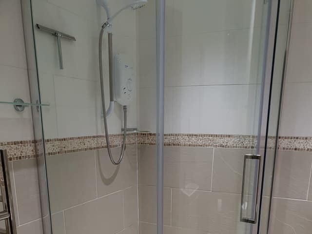 Shower room | Riverbank Cottage, Kirkby Stephen