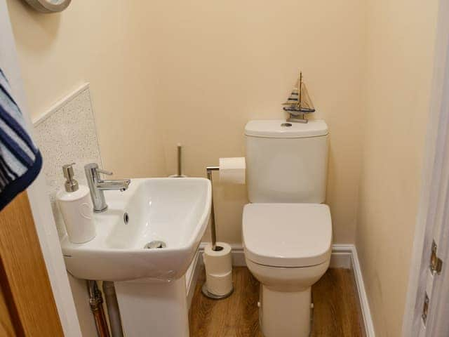 Toilet | Sandy Toes - Sandy and Salty, Mundesley, near North Walsham